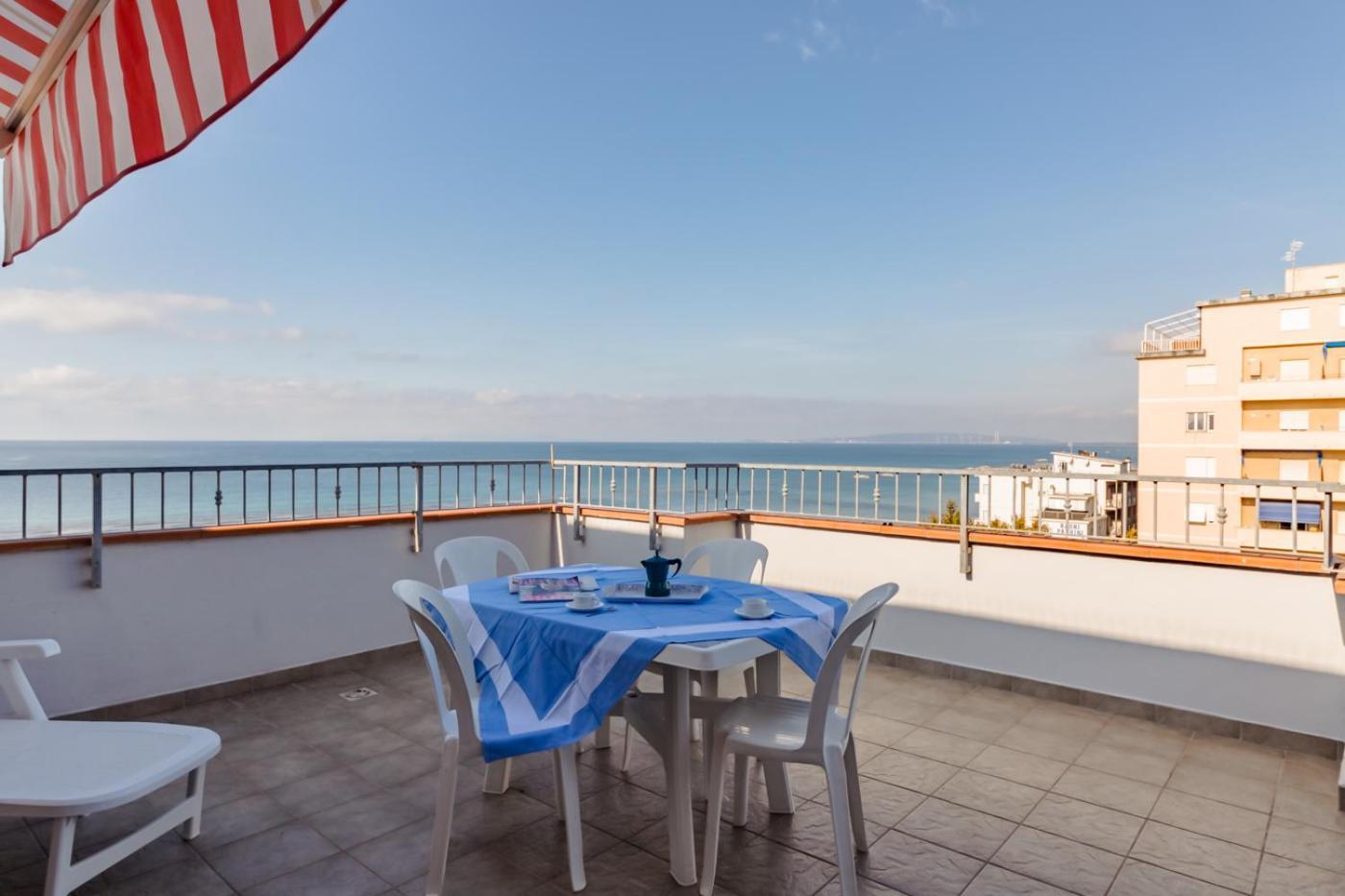 Le Terrazze Villa Follonica Cameră foto